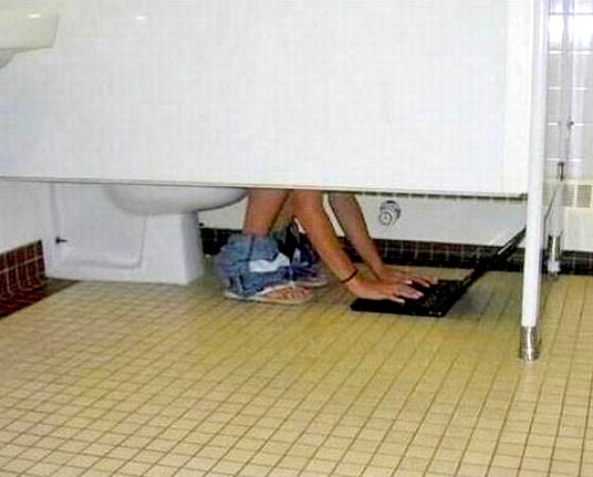 А вместе с &lsquo;Вафлей&rsquo; Интернет &ndash; везде, включая туалет