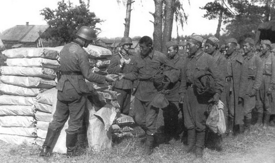 kiev__1941_2__gefangenschaft.jpg kiev__1941_2__gefangenschaft.jpg