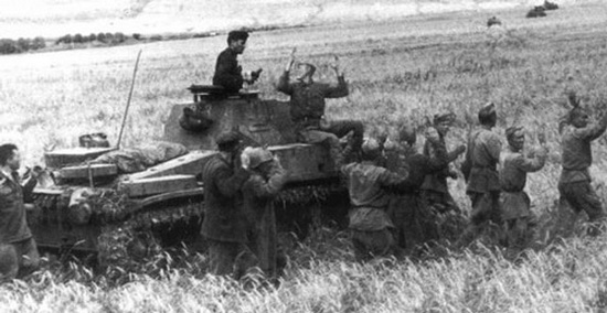 kiev__1941_3___gefangenschaft.jpg kiev__1941_3___gefangenschaft.jpg